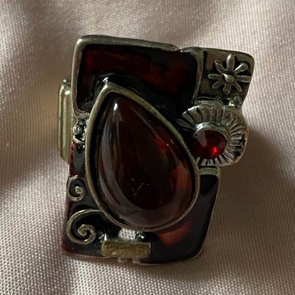 Costume Rings - Picture 3 of 6